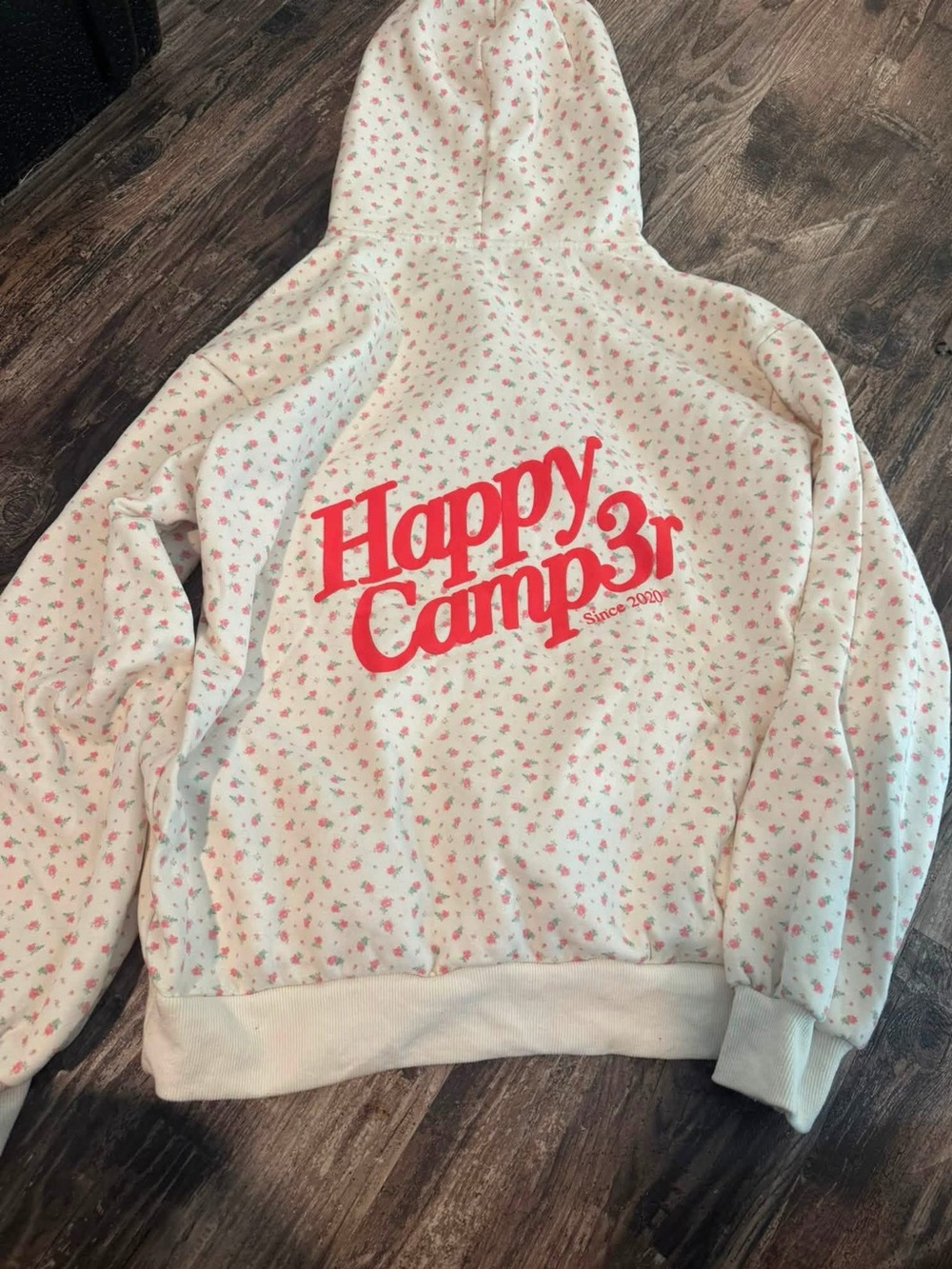 Happy Camp3r sweatshirt